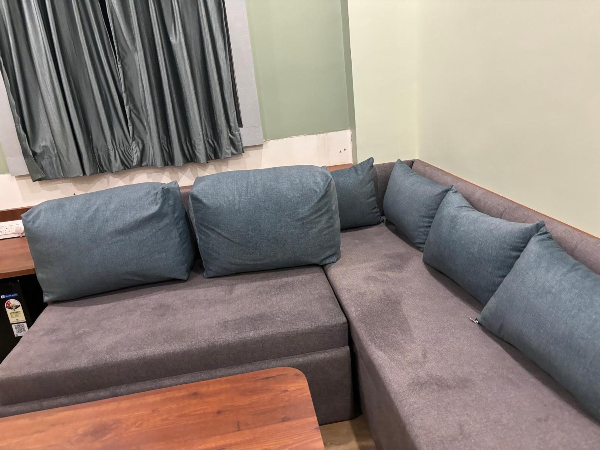 Hotel Omkareshwar Inn Деогар Екстер'єр фото
